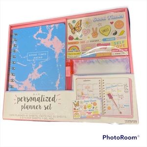 Personalized planner set